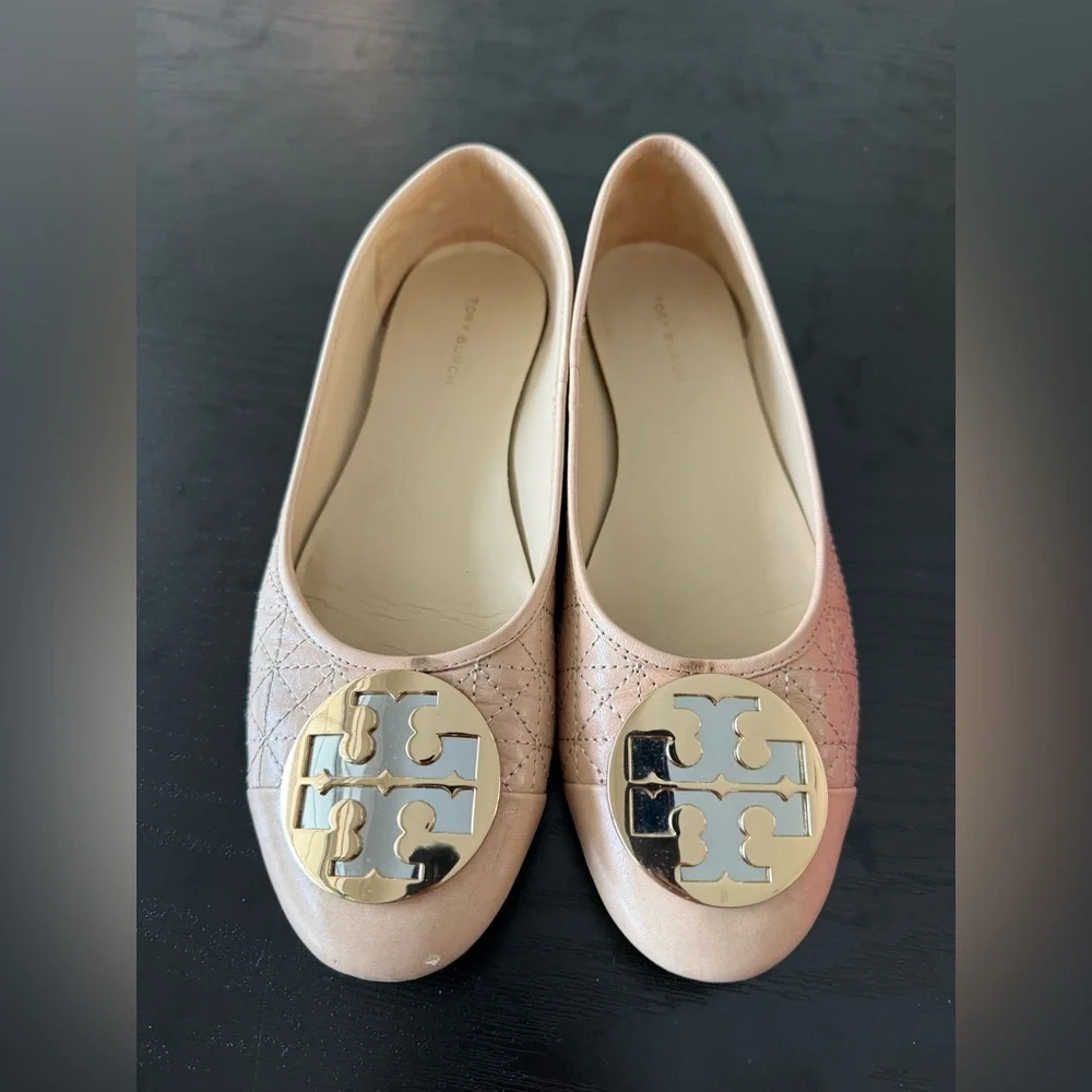 Tory Burch Claire Quilted Ballet Flat Nappa Leather New Porcelain size 7